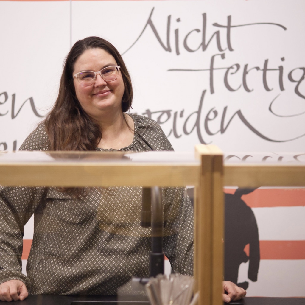 Mit Stefanie Widmann haben wir eine neue Leiterin für unser Divano gefunden, die hervorragend ins Profil der Einrichtung passt: Friedbergerin, Sozialarbeiterin, bestens vernetzt in der Verbandsarbeit.