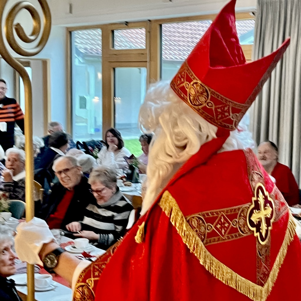 Hoher Besuch bei der Adventsfeier der Sozialstation